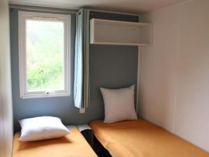 Mobil-home à Villecroze avec terrasse - API-1-52-1173