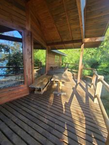 Cabaña Yoka - Orilla de Lago y Embarcadero