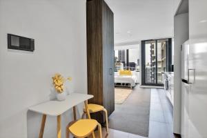 Chic Urban Studio Cloud Nine - 1B1B C13