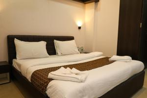 Sairaah Golden Suites, Shirdi