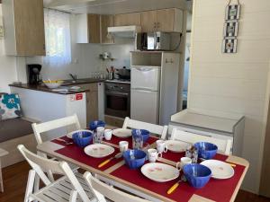 Mobil home de 35m², 3 chambres, terrasse - API-1-52-1192