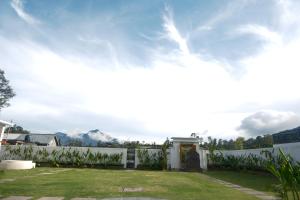 The Vici Batur Villa & Restaurant