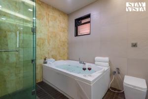 StayVista at Canton Villa with Outdoor Pool, AC, WiFi