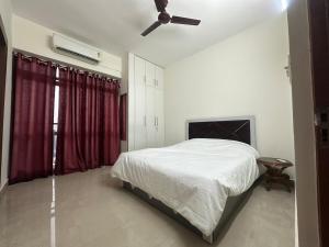 Premium stay 1BHK Flat Near Lulu Mall