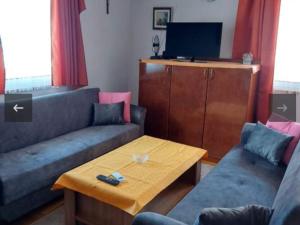 Apartmani Lucija - Three Bedroom Apartment