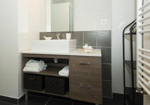 Appart'hotels Tempologis - Chateau de la Rochette : photos des chambres