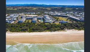 Standard Hotel Room - Mantra Salt Beach by uHoliday