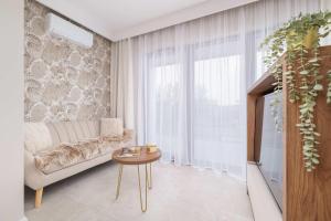 Elegant Studio in Katowice with Gym Sauna & Cinema by Noclegi Renters