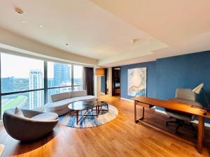 Hotel Residences - Novotel Suites Manila at Acqua