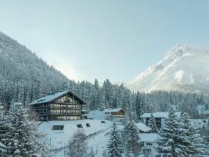 NEW Hotel Kristberg in Lech - new opening since December 2025