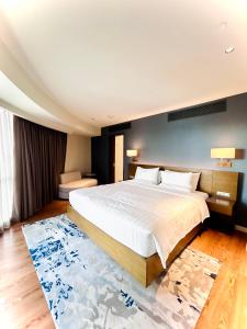 Hotel Residences - Novotel Suites Manila at Acqua