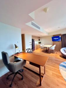 Hotel Residences - Novotel Suites Manila at Acqua