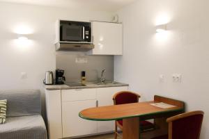 Charming bright studio in the heart of Paris