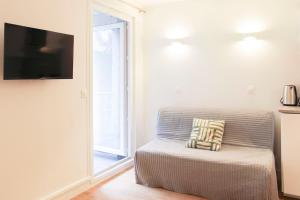 Charming bright studio in the heart of Paris