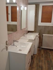 Le HOUX
