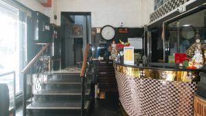 RedDoorz at Emperor Manila Boutique Hotel