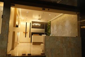 Hotel The Grand Om Krishna