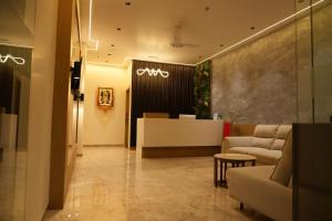 Hotel The Grand Om Krishna