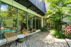 Veronica Villa by Betterplace