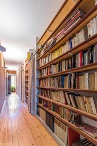 Chambre de Marie, Le Relais du Passe-heures