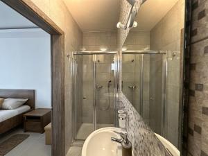 New & Comfortable 7SUN Apartments near sandy beach