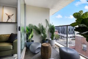 Stylish 1-Bedroom Stay with Balcony & Amenities
