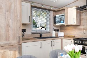 3 Bedroom Caravan - Seton Sands