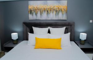 La Vie Guest Lodge by Embiem