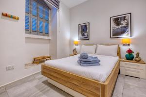 Luxury 2bedroom house with large back yard RABE1-2