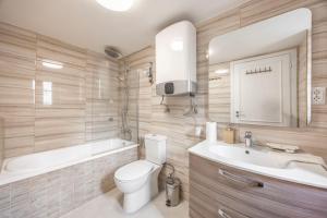 Exclusive 2BDRM Central Apartment By Prestige Homes