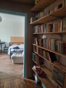 Grand appartement à Paris 20