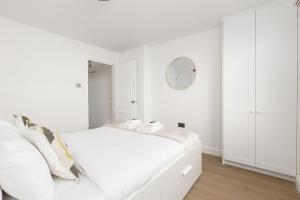 Inviting 2BR Flat 4 mins to Regents Park