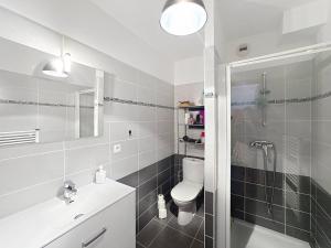 Appartement moderne avec grande terrasse au cœur de Calvi