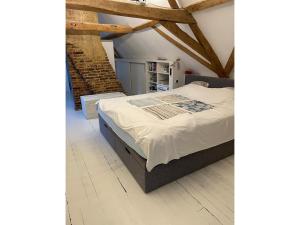 Holiday home with pool and large garden