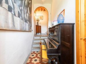 Apartment in Laterina with pool