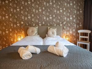 Lovely villa on the edge of the forest