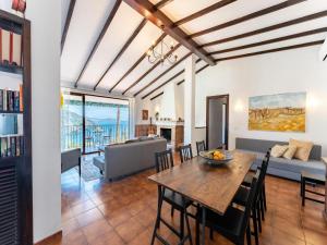 Faros Sun Beach Villa in Almuñecar