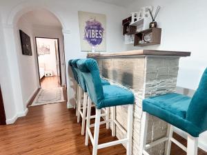 Inoria - Comfy Apartment with Private Parking