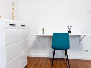 Inoria - Comfy Apartment with Private Parking