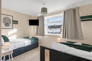 Contractors Home from Home, Free Parking, Spacious, Huge Savings