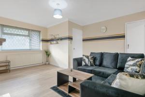 Contractors Home from Home, Free Parking, Spacious, Huge Savings