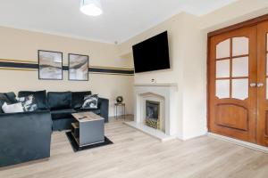 Contractors Home from Home, Free Parking, Spacious, Huge Savings