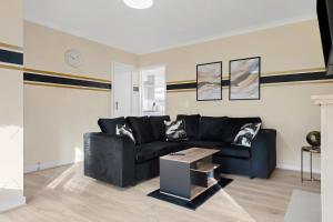 Contractors Home from Home, Free Parking, Spacious, Huge Savings