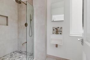 Blueground Fitzrovia view LON-657