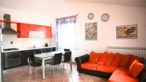 P007 - Porto Recanati, ampio trilocale con parcheggio, vicino al mare