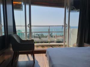 Seaview Apartment