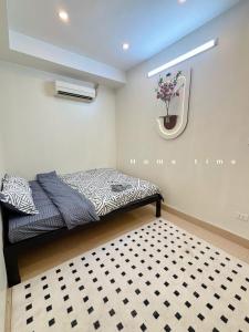 702 Quan Hoa - Two-bedroom apartment - Sunrise