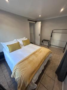 AquaPalms Hideaway - Family Friendly Pool & Hot Tub