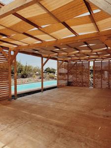 Asulito 400 m2 house with pool