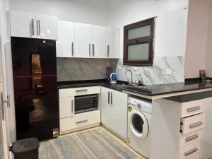 Modern 1BR Seaside Apartment C1 in Turtles Beach